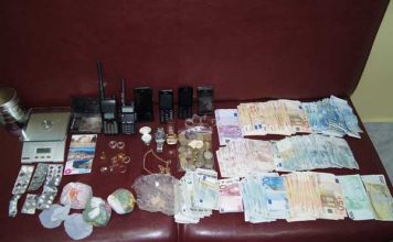 Δυο συλλήψεις Αλβανών στο Καλπάκι: Έκρυβαν 1,3 κιλά ηρωίνης πίσω από το τιμόνι