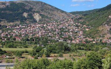Η δουλειά του τύπου είναι να ασκεί κριτική